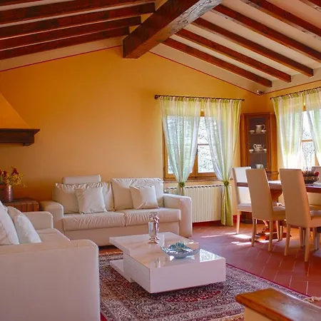 La Casa Dello Scoiattolo